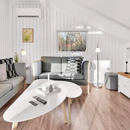 Holiday home Two-bedroom Holiday In Toftlund 19 *